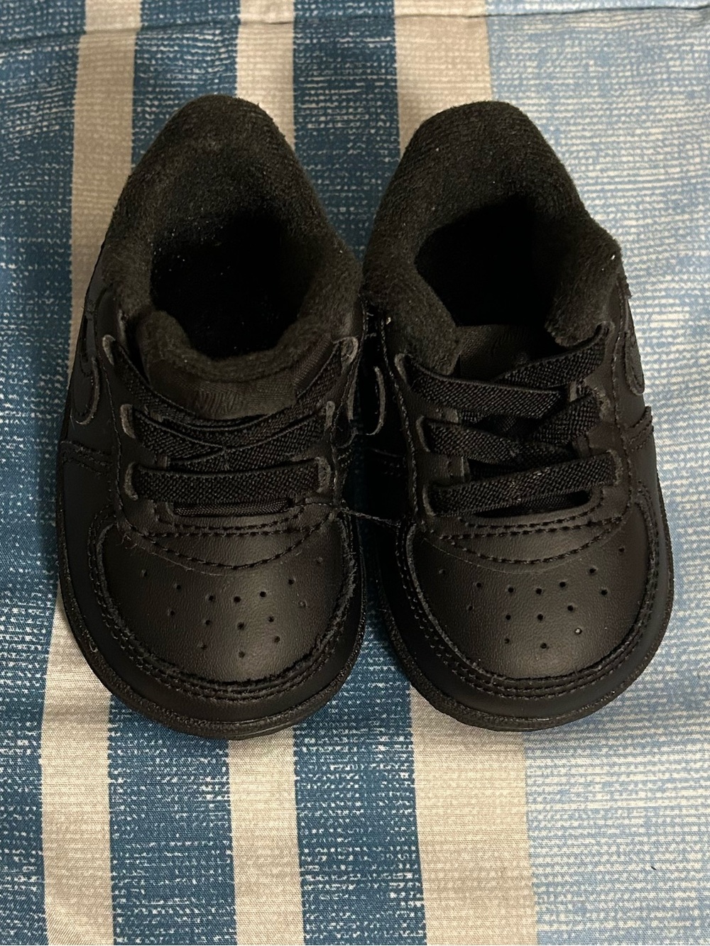 Kids Black Athletic Sneakers - Comfortable Everyday Shoes